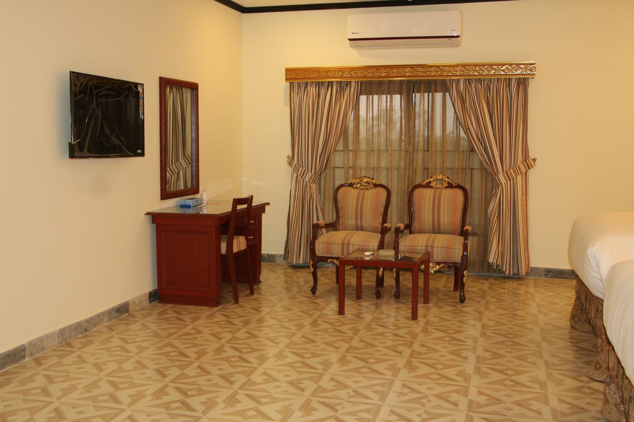 Indus Hotel Hyderabad Exterior photo